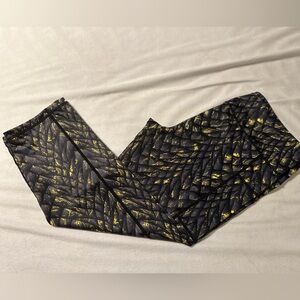 CVG- Dawn Dragon Scales capri leggings